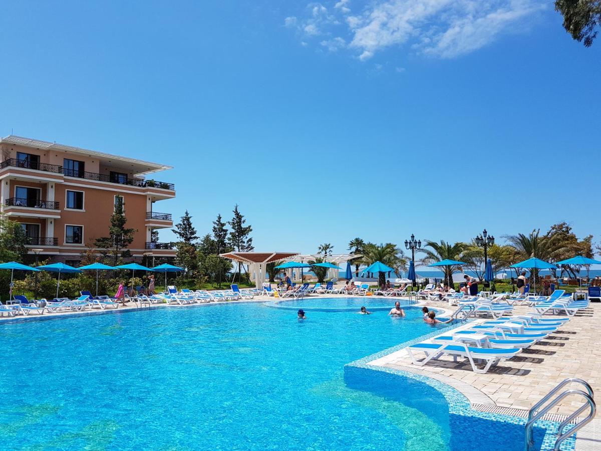 Luxury Dreamland Oasis Apartments Chakvi Buitenkant foto